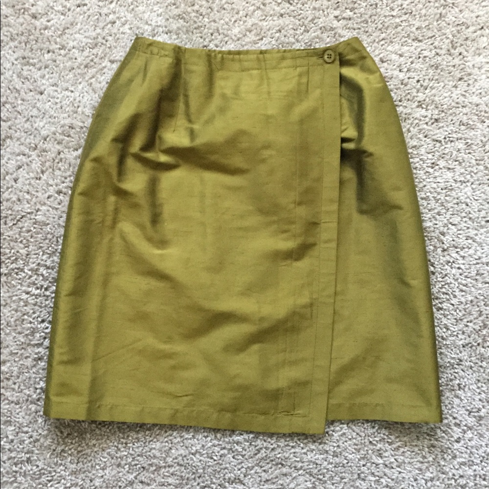 🔥🔥HOST PIC🔥🔥Jones Silk Wrap Skirt